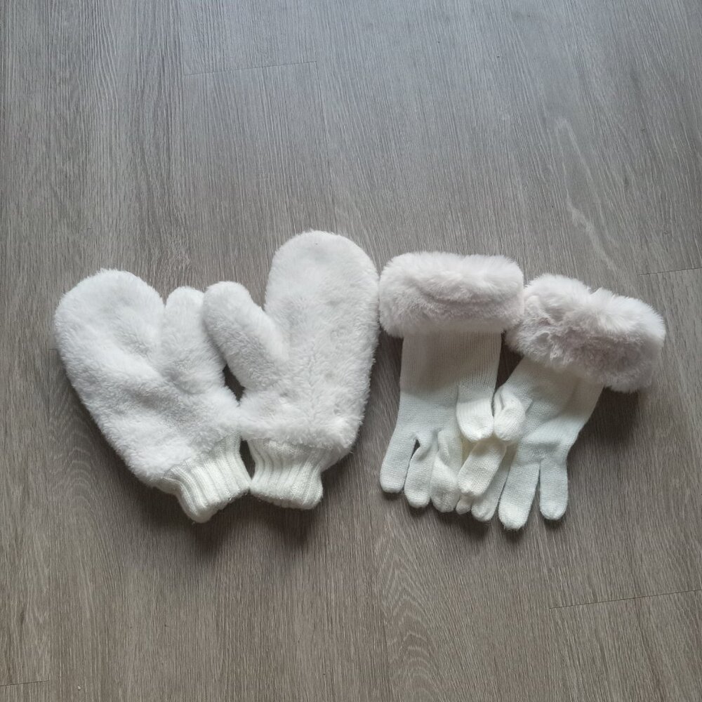 GREAT Pretty Cream White Fur Gloves Set
